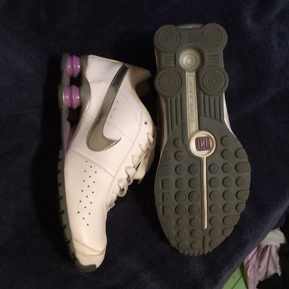 Shoes - Picture 4 of 5